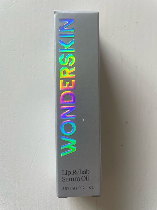 Wonderskin Other - Wonderskin Lip Rehab Serum Oil — Clear